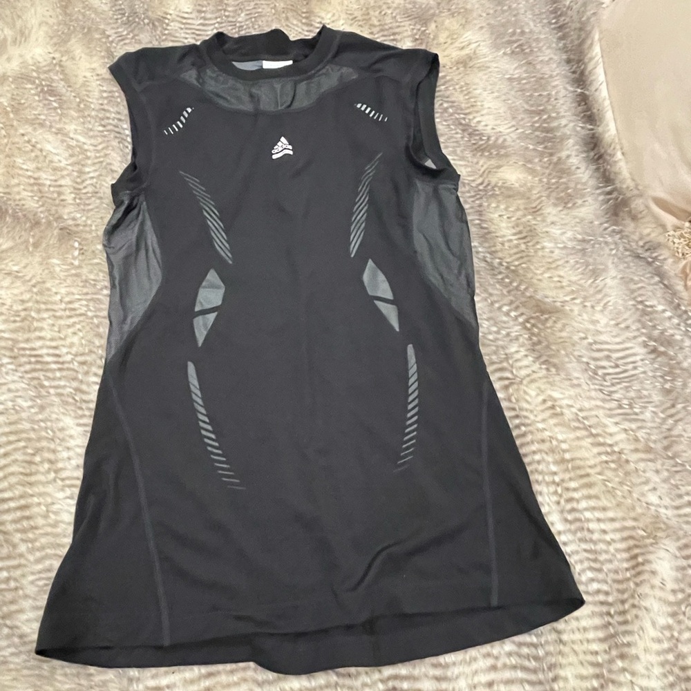 Adids climate‎ control top